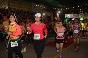 BIB: 42034, 27829, 27628
                            <button type="button" onclick="openModal(9884192)" class="btn btn-primary btn-sm float-right btn-popup" data-toggle="modal" data-target=".modal-high-quality">
                        <i class="fas fa-shopping-cart"></i> Add to Cart
                    </button>
                                            <button type="button" onclick="isThisMe(9884192, true)" class="btn btn-success btn-sm float-right btn-popup btn-isme hidden" data-toggle="tooltip" data-placement="bottom" title="นี่คือรูปของคุณใช่ไหม คลิกที่นี่เพื่อเอาเข้าอัลบั้ม">
                        <i class="fas fa-plus"></i> Add to album
                    </button>
                    <button type="button" onclick="isThisMe(9884192, false)" class="btn btn-warning btn-sm float-right btn-popup btn-isnotme hidden">
                        <i class="fas fa-ban"></i> Remove from album
                    </button>